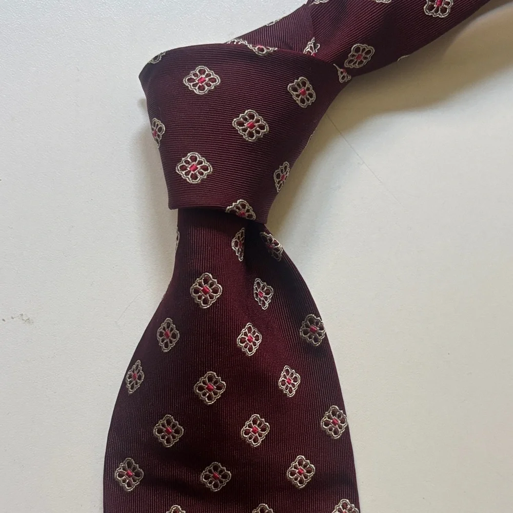 Banana Republic Burgundy Geometric Tie